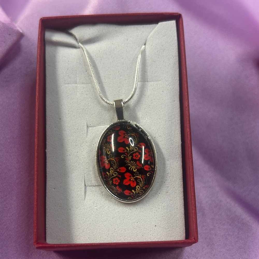 Silver Oval Red Floral 1 inch x 3/4 inches Pendant Necklace